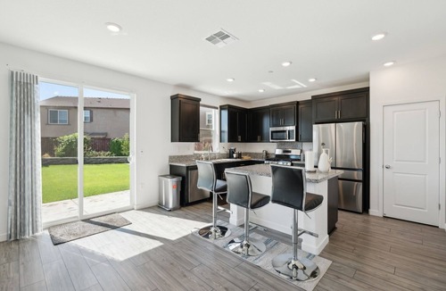 Folsom House | NEW! Spacious 3BR Home with Charming Backyard