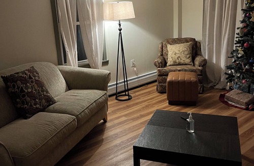 Lebanon Springs House | NEW! Spacious 4BR Ski Getaway - Minutes to Jiminy & Bousquet