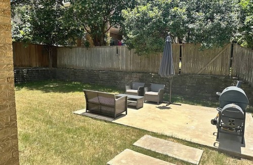 Garland House | New Spacious 5-bedroom Home for Large Family