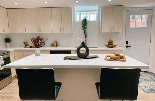 Newmarket House | New Spacious Airy Newmarket Guesthome