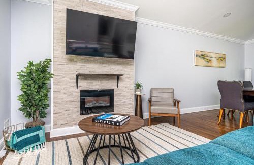 Candler-McAfee House | NEW Spacious Decatur Oasis w Fire Pit, Mins to ATL