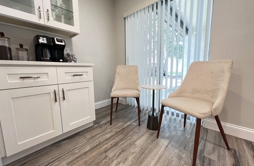 Orlando House | NEW! Spacious designer 2-Bed/2.5-Bath townhome near Downtown Orlando