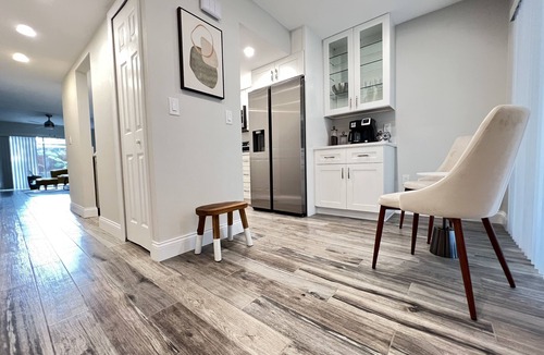 Orlando House | NEW! Spacious designer 2-Bed/2.5-Bath townhome near Downtown Orlando
