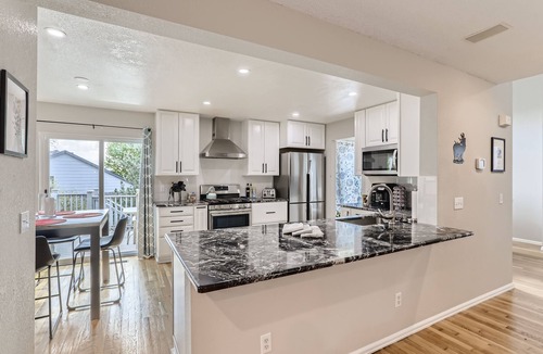 Parker House | NEW Spacious Home Near Old Town Parker/Tech Ctr