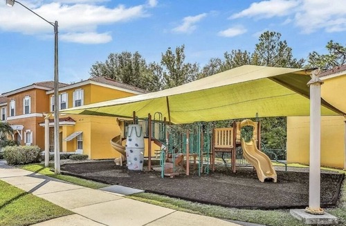 Crystal Cove House | NEW*❤️SPACIOUS TOWNHOUSE NEAR THEME PARKS❤️