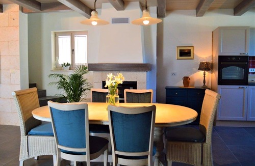 Rtina Apartment | New stone house near the beach with fantastic sea view