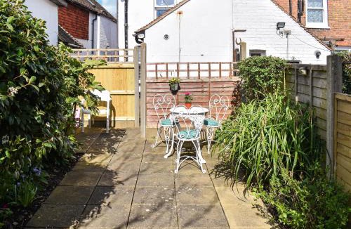 Lydd House | New Street Cottage