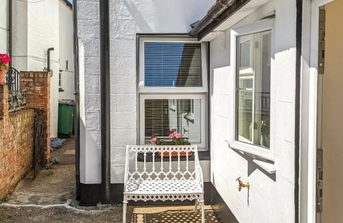 Lydd House | New Street Cottage