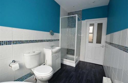 Idle House | New Street