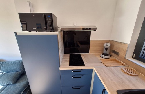 La Bridoire Apartment | New studio 2 steps from lac de aiguebelette