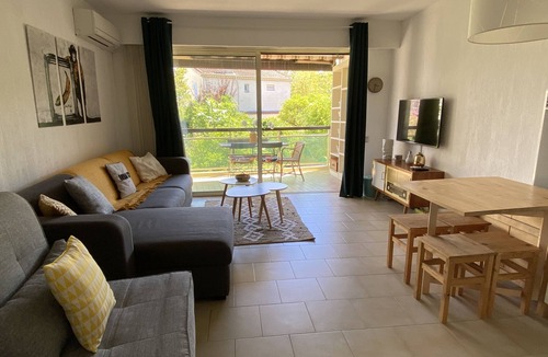 Antibes Apartment | New studio 3 people - Absolute calm - Ponteil & Salis Beaches