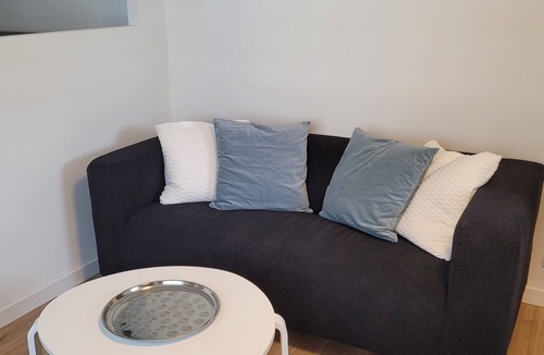 Argentre-du-Plessis Apartment | New studio downtown