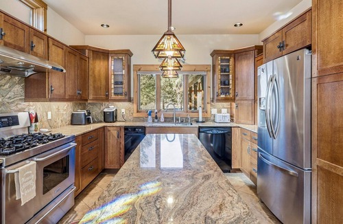 San Juan River Village House | New! Stunning Riverfront Home With Hot Tub!