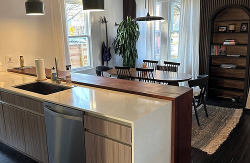 North University House | NEW Style & Comfort - 2 miles to downtown, 5 blocks to cute cafes, bars