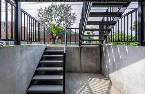 Lafleche House | New Stylish 3-beds free parking close to Dix 30&DT
