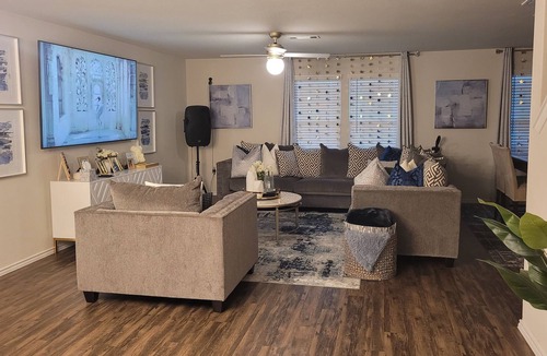 Missouri City House | New Stylish Mother-In-Law Suite With Full Bath 💫
