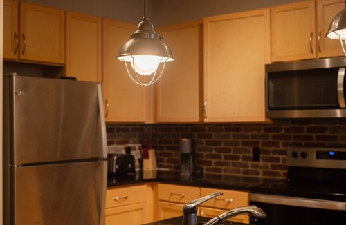 Westside Apartment | NEW Stylish Stay for Two