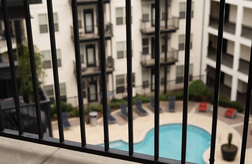 Westside Apartment | NEW Stylish Stay for Two