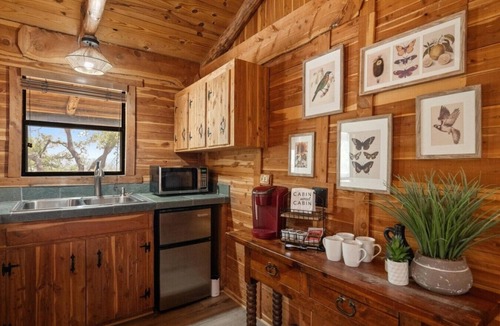 Spicewood Cabin | *NEW Sunrise Lodge - Daybreak Cottage | Lake Views