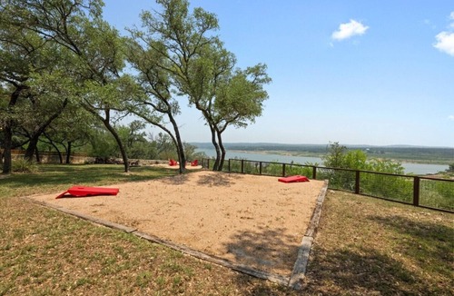 Spicewood Cabin | *NEW Sunrise Lodge - Daybreak Cottage | Lake Views