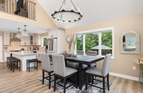 Stanley Ski Chalet | New! Sunset Mountain Retreat