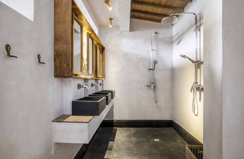 Mushroom Bay Villa | New Sunset Ultimate Oceanfront Villa - 5BD