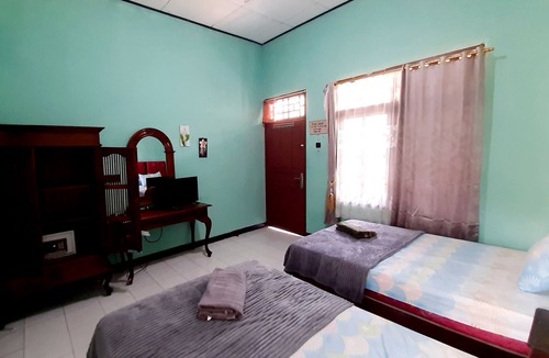 Pemenang Bed & Breakfast | New Taman Sari Homestay