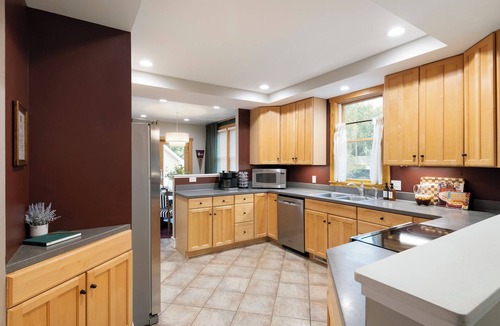 Minneapolis House | NEW! The Gopher House! Minutes to Campus & Downtown w/Gym, Sauna, & Game Room
