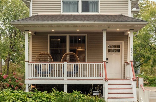 Minneapolis House | NEW! The Gopher House! Minutes to Campus & Downtown w/Gym, Sauna, & Game Room