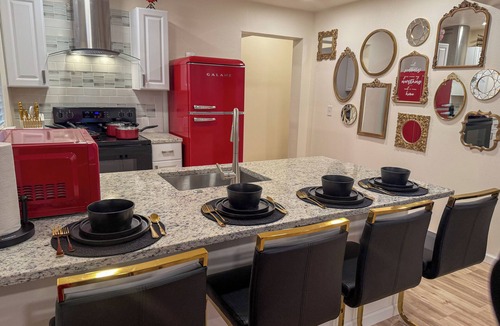 Eastside Promise Neighborhood House | NEW | The Hollywood House | Downtown San Antonio