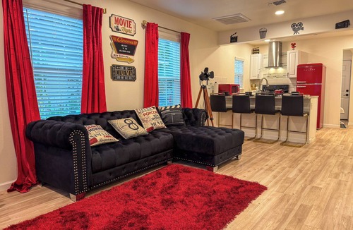 Eastside Promise Neighborhood House | NEW | The Hollywood House | Downtown San Antonio