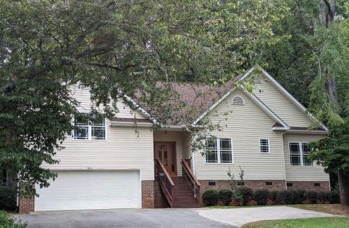 Clemson House | NEW-The Inn @ Issaqueena-location matters!