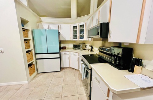 Samsula-Spruce Creek House | New! The Landing Pad-4 lrg BR-private heated pool-Reno-FlyIn-Golf-near Daytona