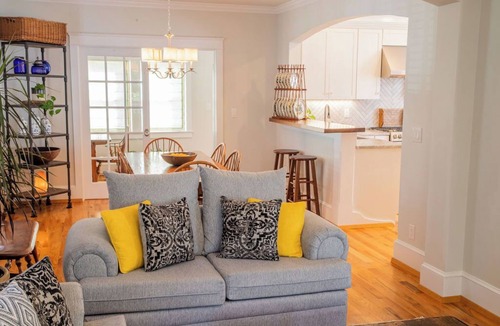 Lexington House | NEW! The Morningside Place