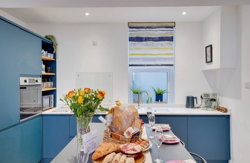 Berwick-upon-Tweed House | *NEW*The Procession: Grade II Listed, Pet Friendly