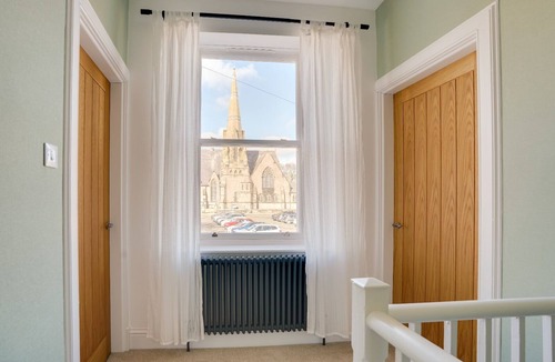 Berwick-upon-Tweed House | *NEW*The Procession: Grade II Listed, Pet Friendly