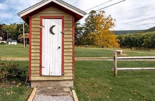 West Hickory Cabin | New Tiny House