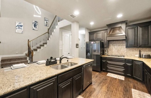 Tarrant County House | New to Vrbo - Family Escape w/Basketball,Ping-Pong,MediaRm+More!