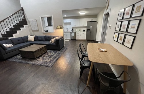 Lake Dallas House | New townhouse with large private yard and 2 car garage!