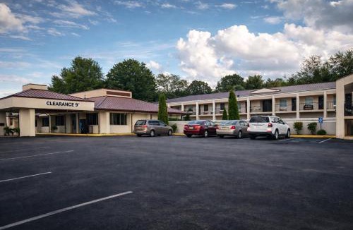 Lynn Garden Hotel | New Travel Inn