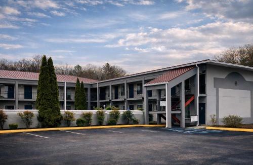 Lynn Garden Hotel | New Travel Inn