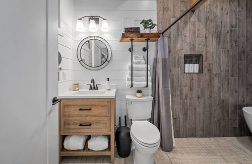 Treloar Cabin | NEW - Treehouse - Dogwood