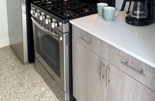 The Roads Apartment | ✨ New Two Bedroom plus Free Parking