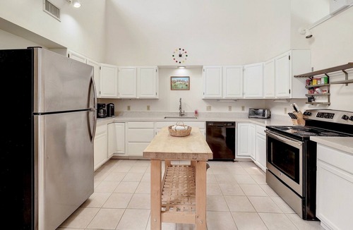 Fischer House | NEW - Unique Family-Friendly Getaway w/Private Blanco River Access on 10 Acres