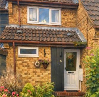 Wigston House | New, unique, tiny house with garden