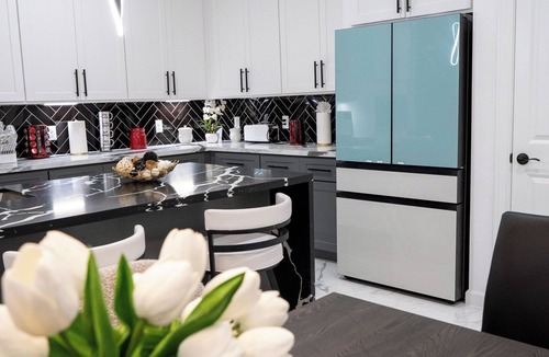 OST - South Union House | NEW Upscale home by stadium, med center, downtown Houston Texas