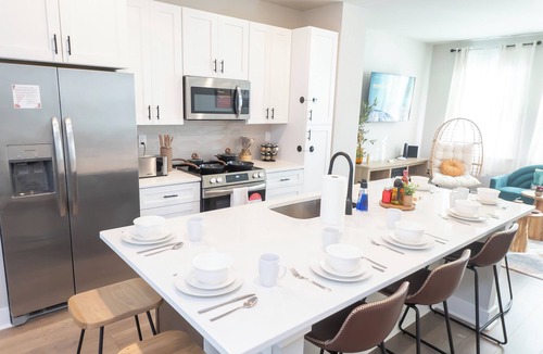 Sheffield Park House | New Urban Retreat Near Uptown