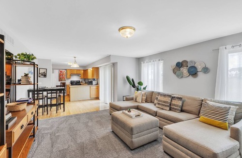 Ann Arbor House | NEW! Victors Homebase (4-Bedroom) - Pets Allowed