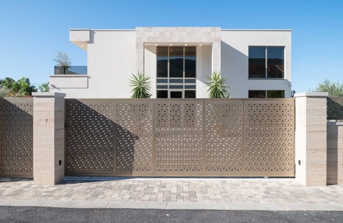 Kastel Luksic Villa | New! Villa A56, 98m2 heated pool&spa, near Split, bbq, gym, family, sea view