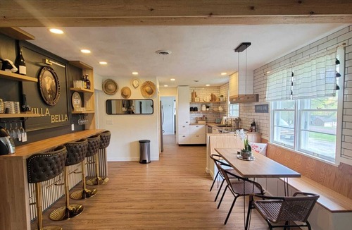 Hermann Other | NEW! Villa Bella Elegant Hermann Farmhouse with Wine Bar, Fire Pit &Trolley Ride